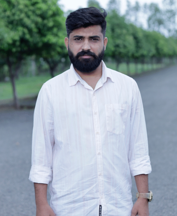 Tufan Imade - Graphic Designer